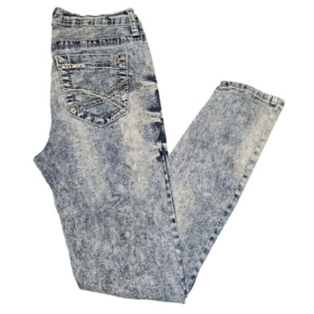 Women's (Juniors) No Boundaries Denim Jeans Size 9 Blue Acid Wash